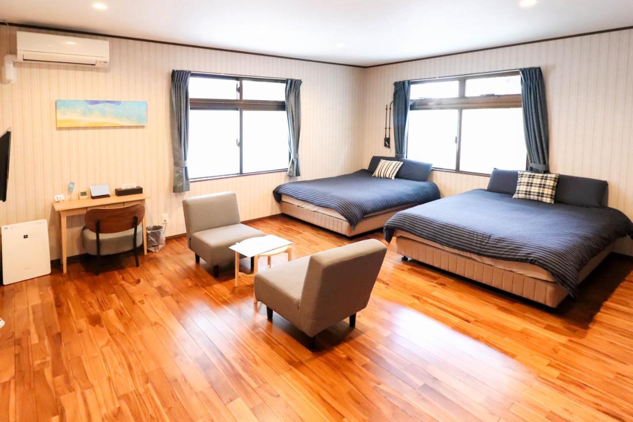 Condominium Hotel Mihama Upi Chatan Luaran gambar